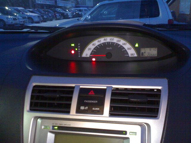 Toyota () Belta I (P9_):  