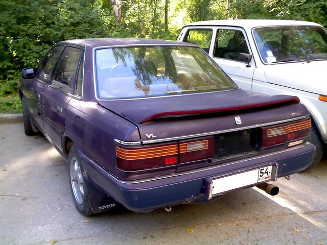Toyota () Camry II (V2_):  