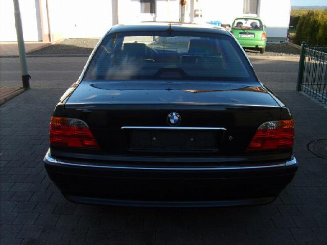 BMW () 7-Series (E38):  