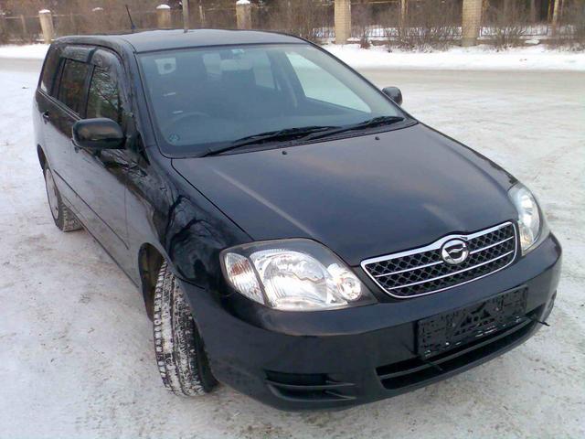 Toyota () Corolla Fielder I (E120):  