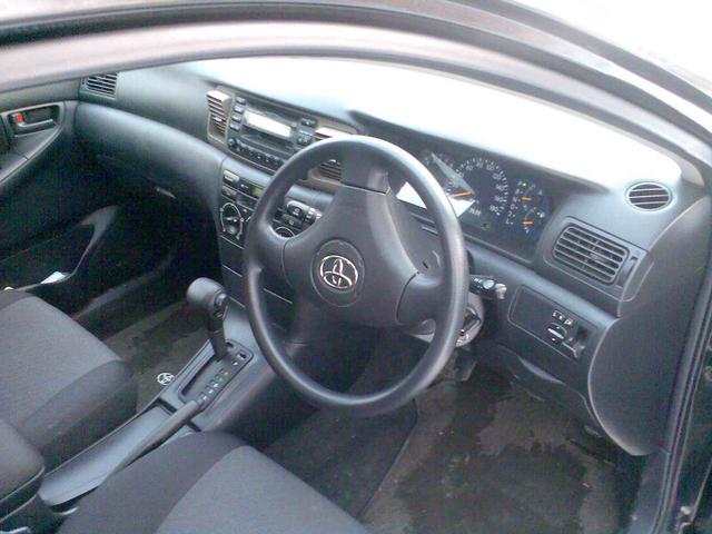 Toyota () Corolla Fielder I (E120):  