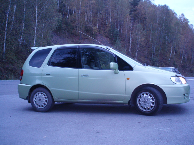 Toyota () Corolla Spacio I (AE11_N):  