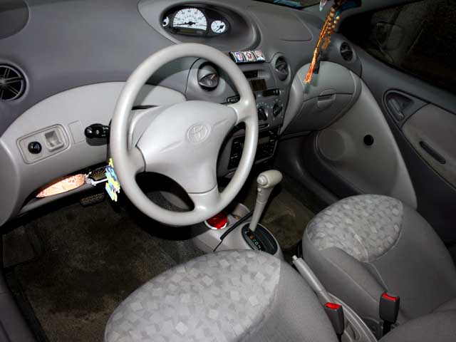 Toyota () Echo I:  
