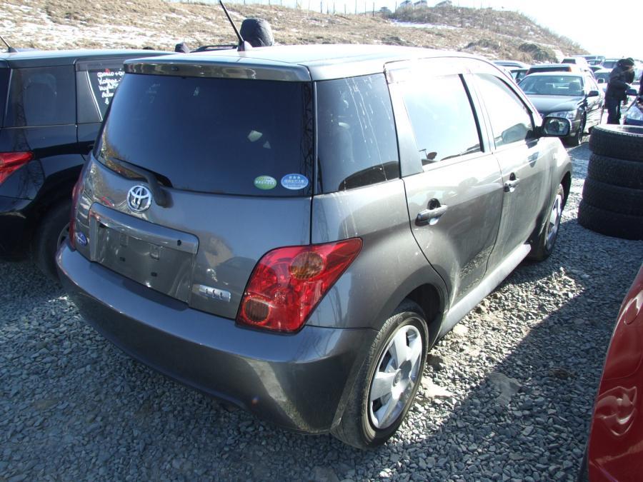 Toyota () Ist I (XP60):  