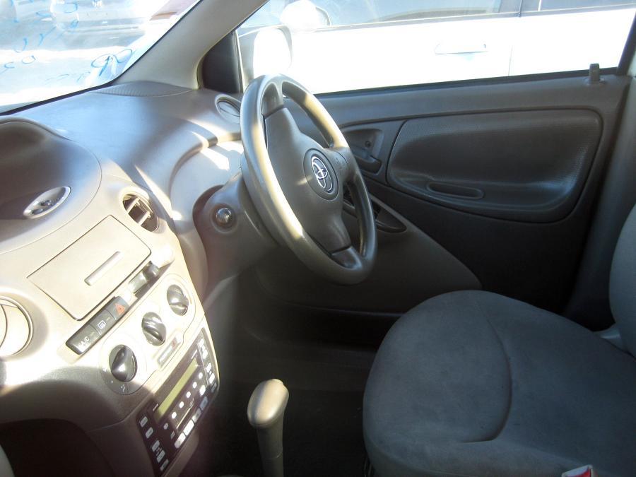 Toyota () Platz I (XP10):  