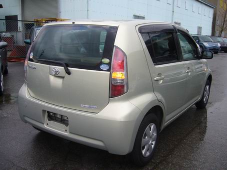 Toyota () Passo I (XC10):  