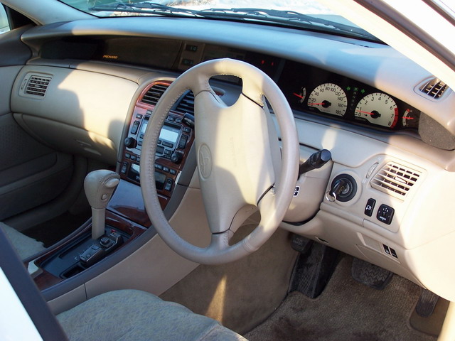 Toyota () Pronard II (MCX20):  