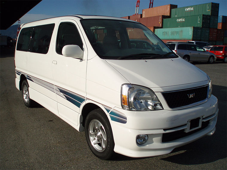 Toyota () Regius I:  