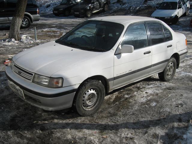 Toyota () Corsa IV (L40):  