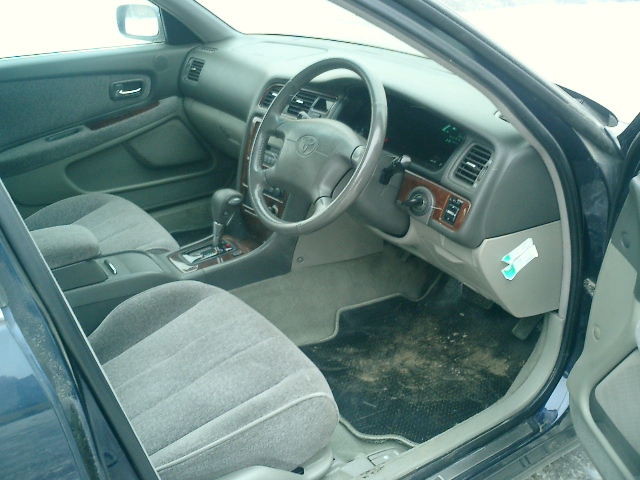 Toyota () Cresta V (X100):  