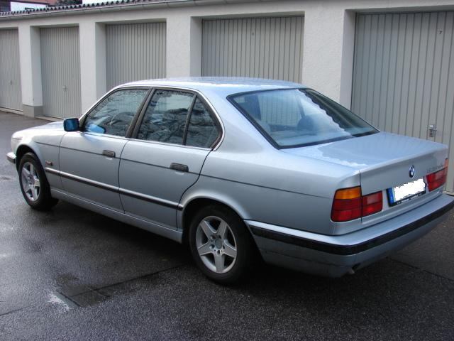 BMW () 5-Series (E34 Sedan):  