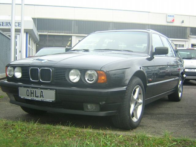 BMW () 5-Series (E34 Touring):  
