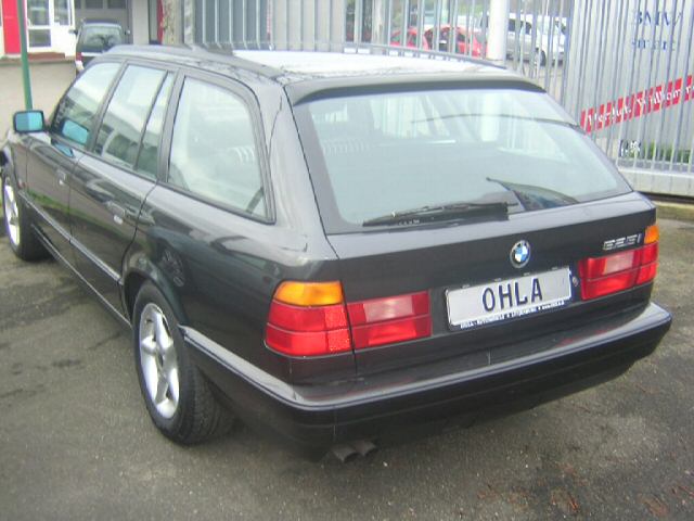 BMW () 5-Series (E34 Touring):  