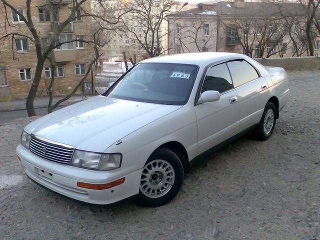 Toyota () Crown IX (S14_):  