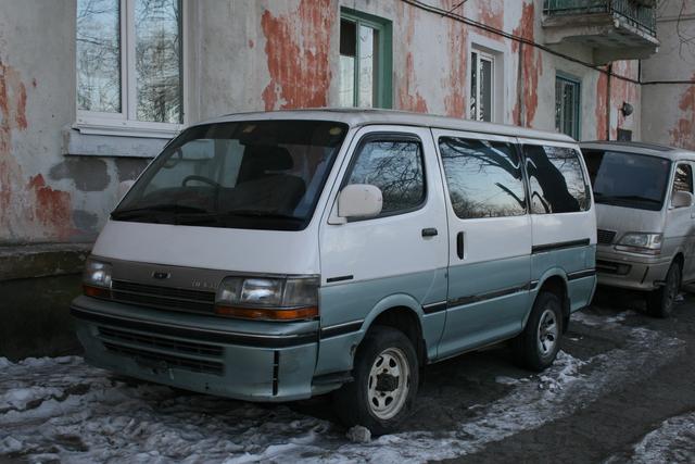 Toyota () Hiace IV (_H1_):  