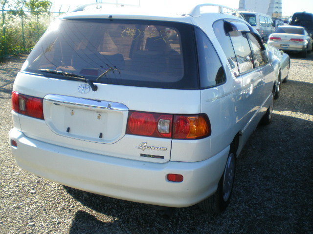 Toyota () Ipsum I (M10):  