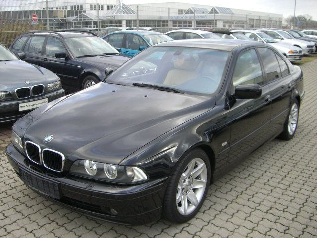 BMW () 5-Series (E39 Sedan):  