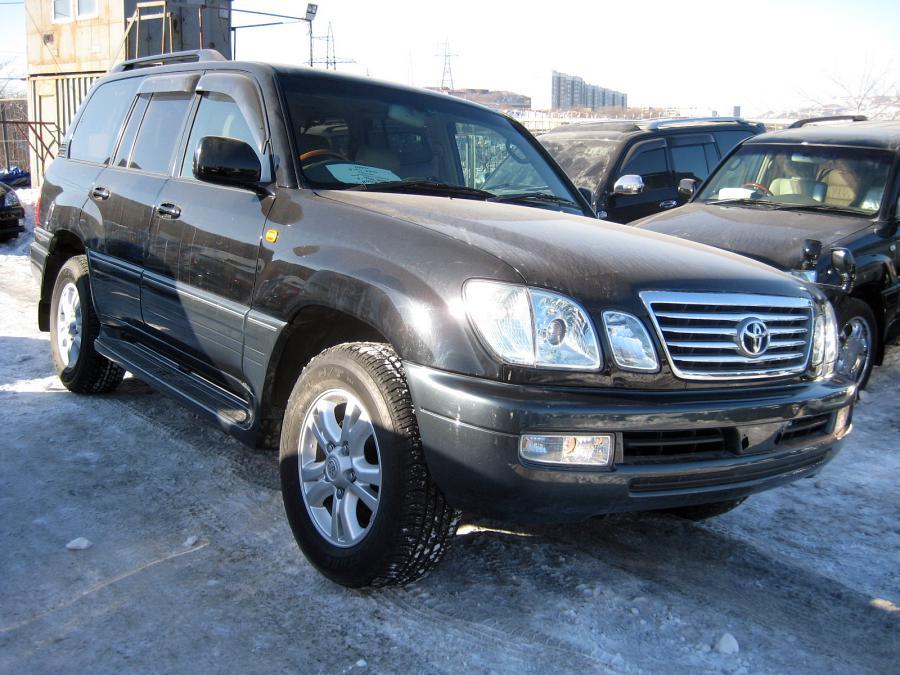 Toyota () Land Cruiser Cygnus:  