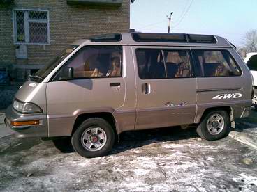 Toyota () Master Ace Surf:  