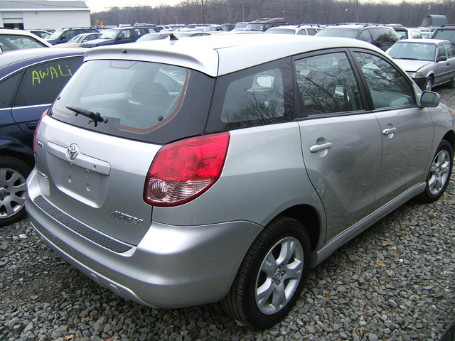 Toyota () Matrix I (ZZE12_):  