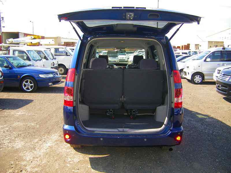Toyota () Noah I (R60):  