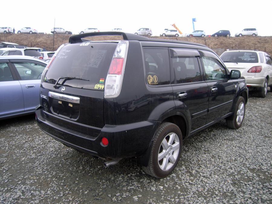 Nissan () X-Trail I (T30):  