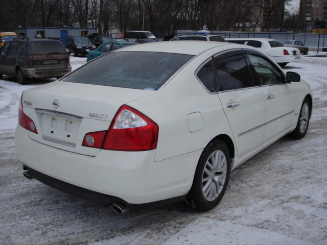 Nissan () Fuga I (Y50):  