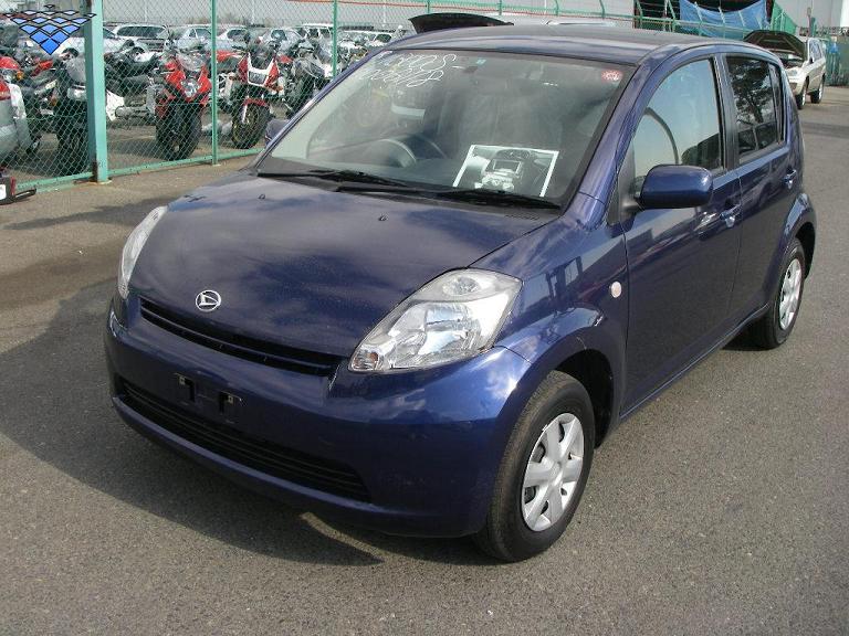 Daihatsu () Boon (Sirion):  