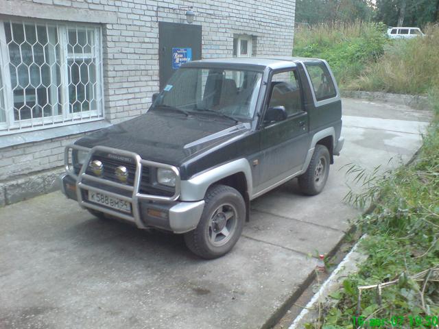 Daihatsu () Feroza I (Rocky):  