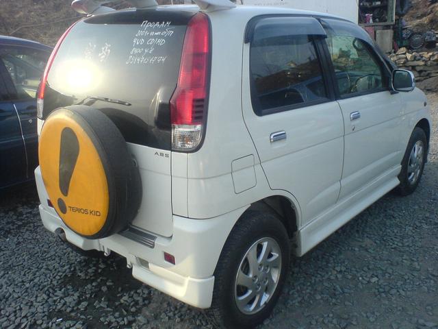Daihatsu () Terios Kid:  