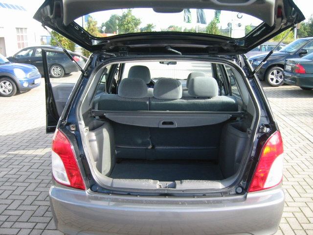 Kia () Carens I (FC, RS):  