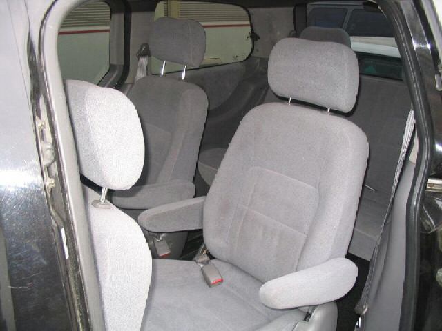 Kia () Carnival I (UP):  