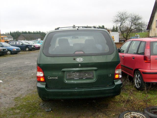 Kia () Carnival I (UP):  