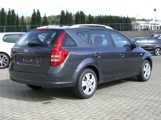 Kia () Ceed I  (ED):  