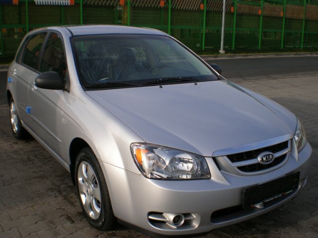 Kia () Cerato I (Spectra):  