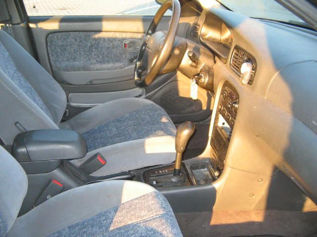 Kia () Clarus (GC):  