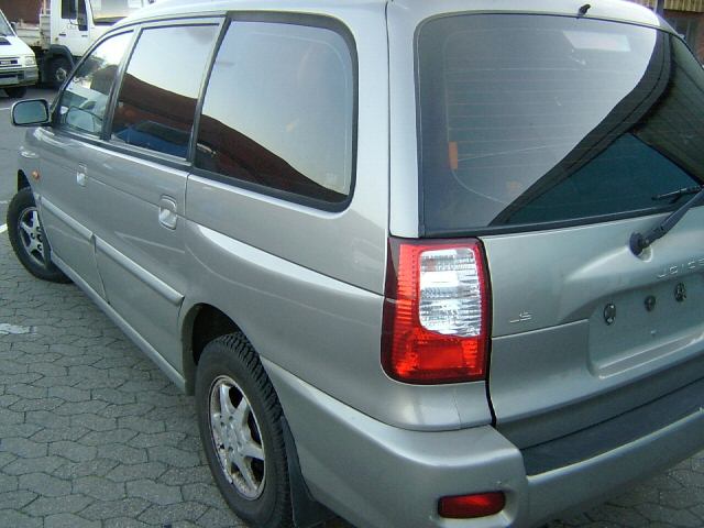 Kia () Joice:  