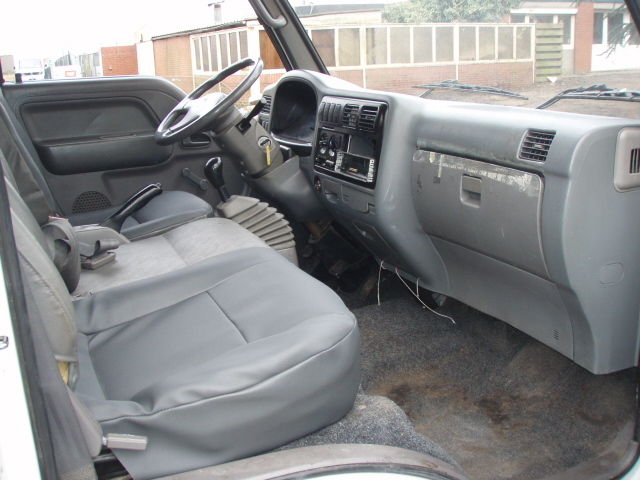 Kia () K2500:  