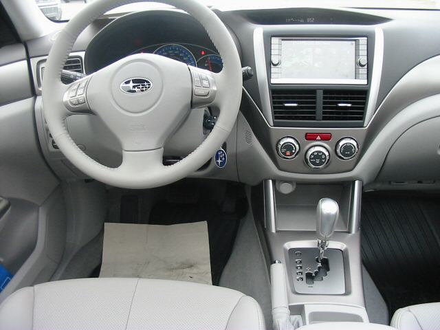 Subaru () Forester III:  