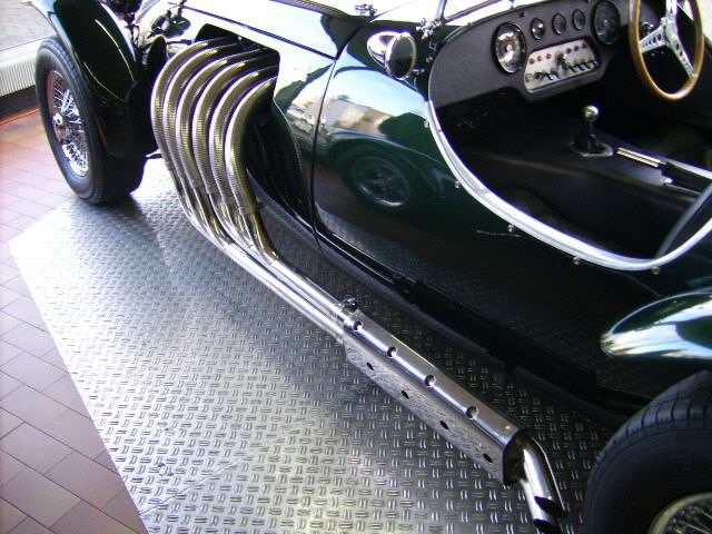 Jaguar () E-Type Ronart (1973):  