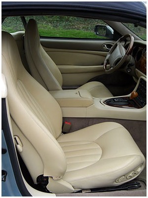 Jaguar () XK8 Cabriolet IV (X100):  