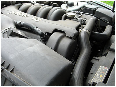 Jaguar () XK8 Cabriolet IV (X100):  
