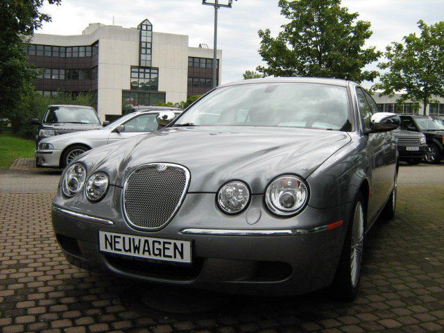 Jaguar () S-Type II (X200):  