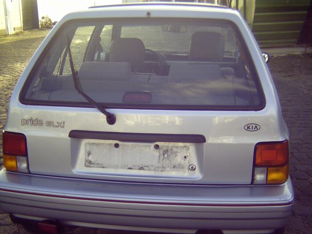 Kia () Pride:  