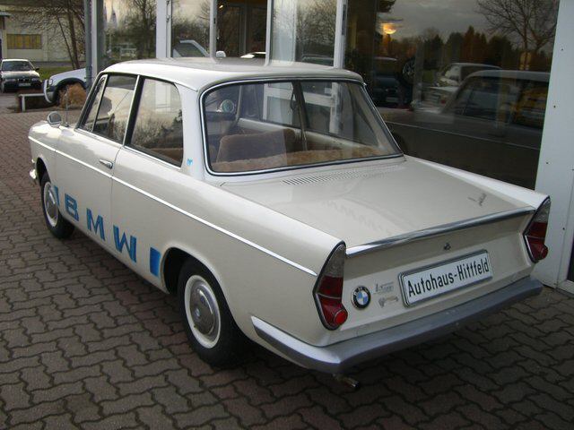 BMW () 700 LS:  