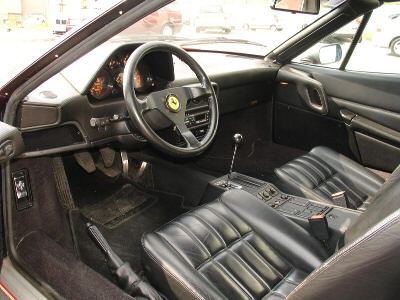 Ferrari () 208 GTS Turbo:  
