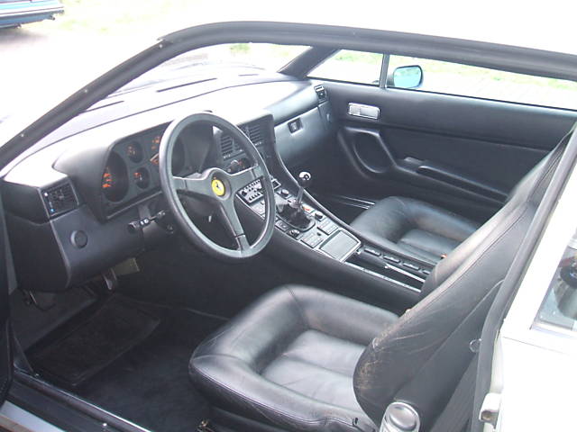 Ferrari () 412:  