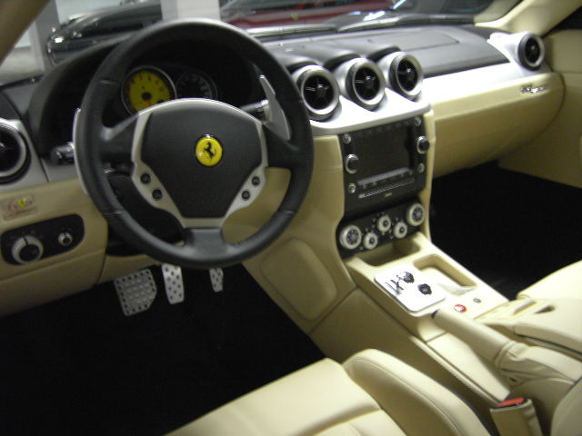 Ferrari () 612 Scaglietti F1:  
