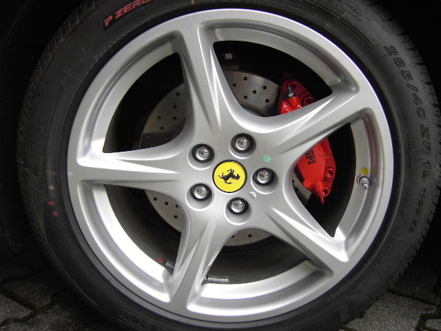 Ferrari () 612 Scaglietti F1:  