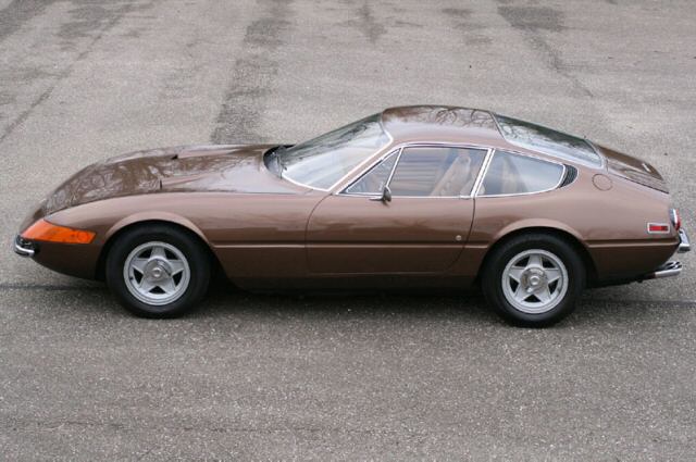 Ferrari () 365 GTB 4 Daytona:  
